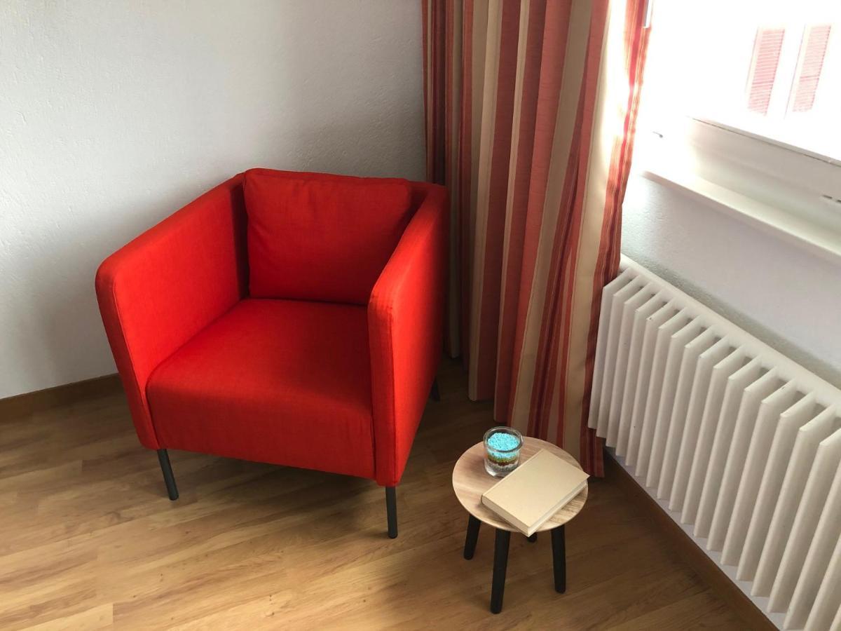 Hotel Les Rives Du Doubs Les Brenets Bagian luar foto